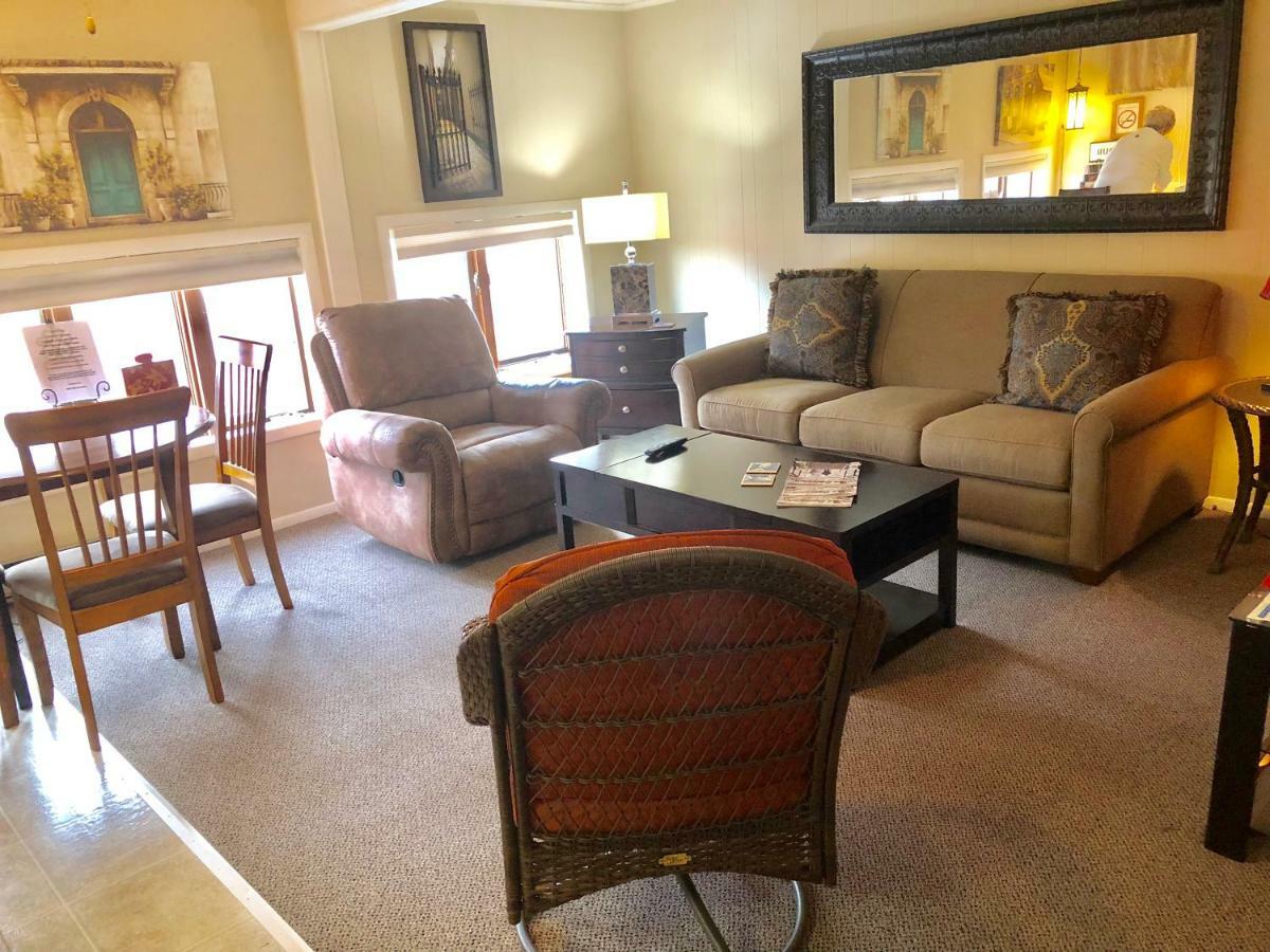 Galena Penthouse Overlooking Main Street With Free Off Street Parking エクステリア 写真